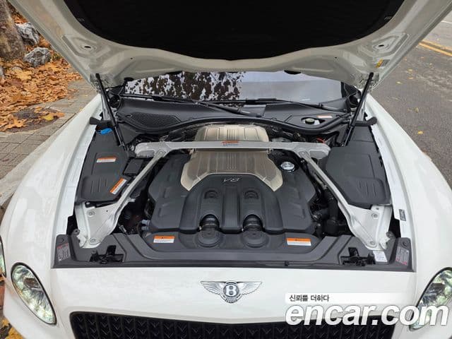 Bentley Flying Spur 2023 — Şəkil 5/20