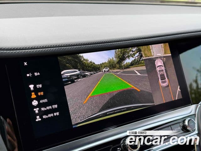 Bentley Flying Spur 2023 — Photo 10/20