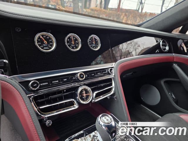 Bentley Flying Spur 2023 — Şəkil 12/20
