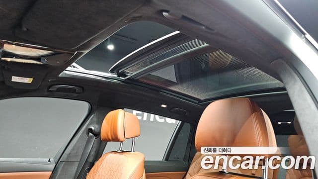 BMW X7 2025 — Photo 32/35