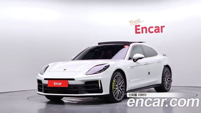 Porsche Panamera 2025 — ფოტო 1/20