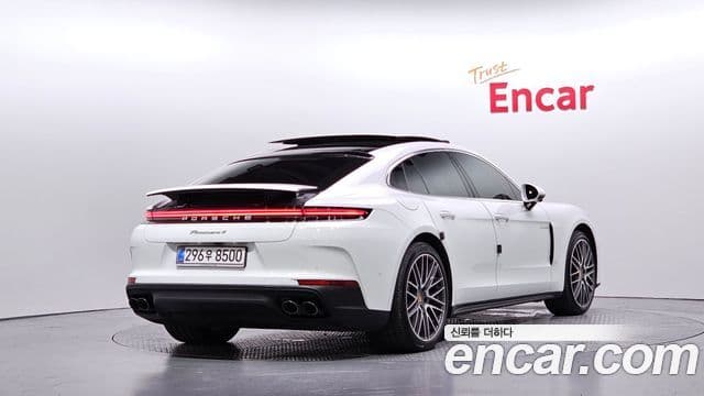 Porsche Panamera 2025 — ფოტო 2/20