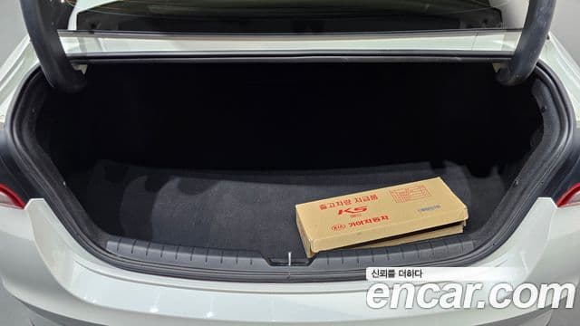 Kia K5 2020 — Şəkil 20/20