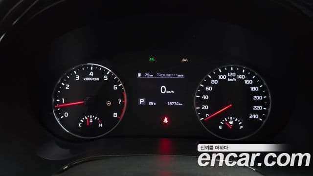Kia Seltos 2020 — Şəkil 8/20
