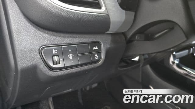 Kia Seltos 2020 — Şəkil 19/20