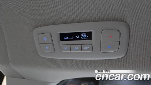 Hyundai Staria 2024 — ფოტო 19/20
