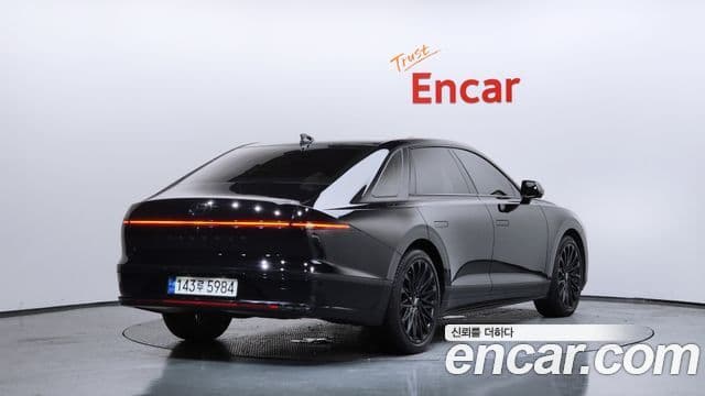 Hyundai Grandeur 2023 — Şəkil 2/20
