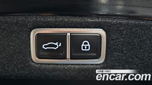Hyundai Grandeur 2023 — Şəkil 18/20