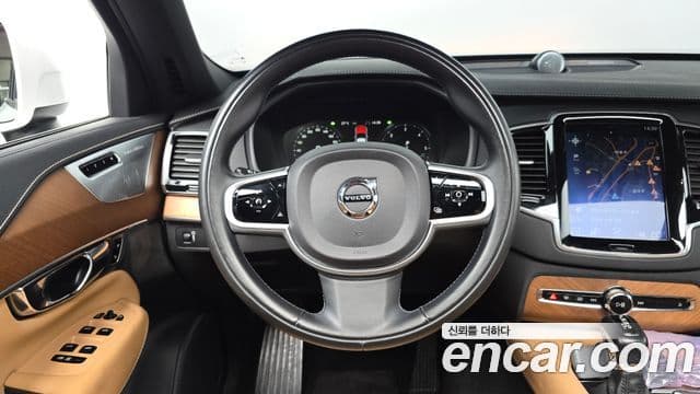 Volvo XC90 2019 — Şəkil 13/20