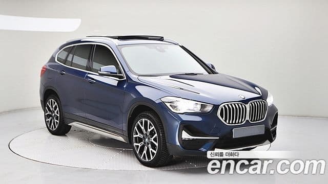 BMW X1 2022 — Фото 2/20