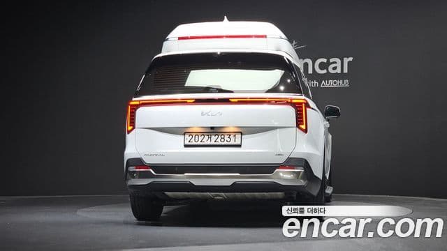 Kia Carnival 2025 — Photo 7/31