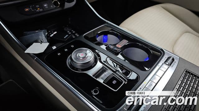 Kia Carnival 2025 — Photo 29/31