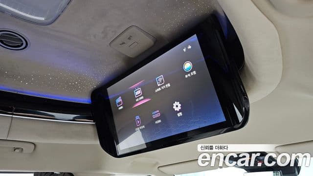 Kia Carnival 2025 — Photo 16/31
