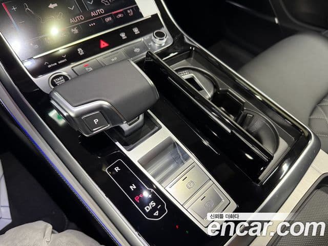 Audi Q7 2026 — Фото 12/15