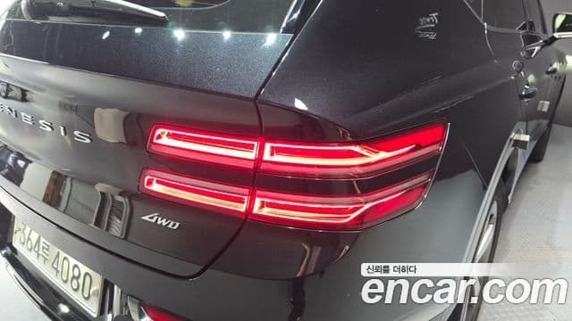 Genesis GV80 2021 — Photo 6/30