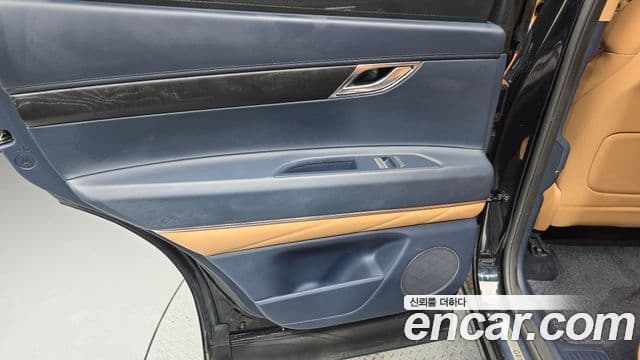 Genesis GV80 2021 — Photo 13/30