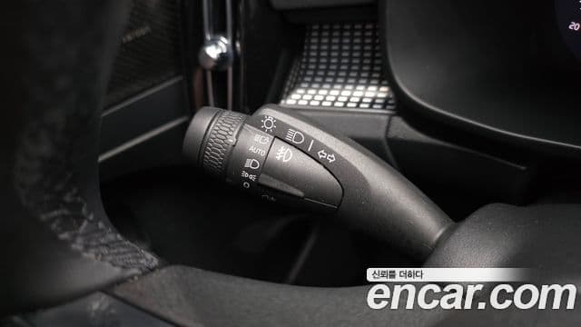 Volvo XC40 Recharge 2022 — ფოტო 2/32