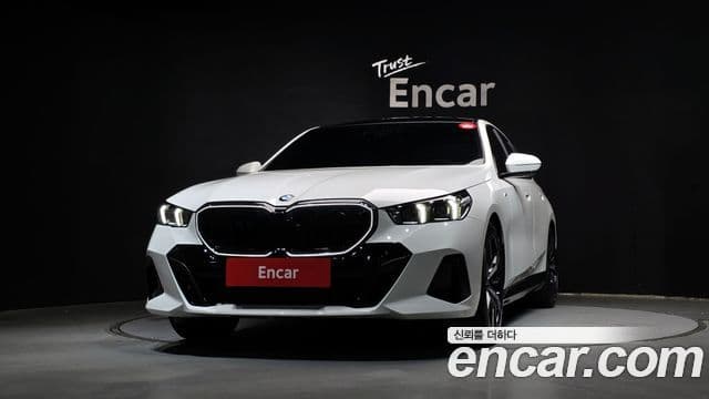 BMW 5 Series 2025 — Şəkil 3/20
