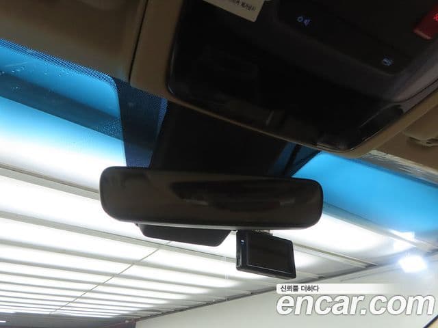 Hyundai Staria 2023 — Фото 13/20