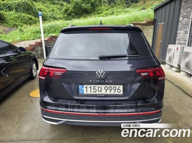 Volkswagen Tiguan 2021 — Şəkil 1/10