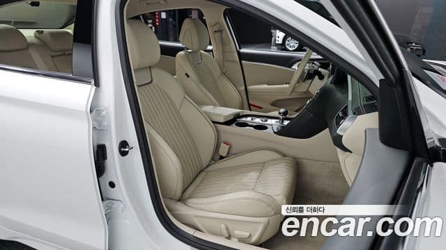 Genesis G70 2021 — Şəkil 12/20
