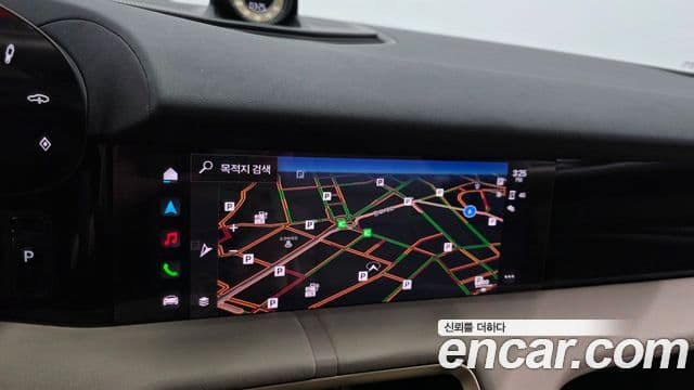 Porsche Taycan 2023 — Photo 16/20