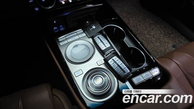 Genesis Electrified G80 2022 — ფოტო 9/20