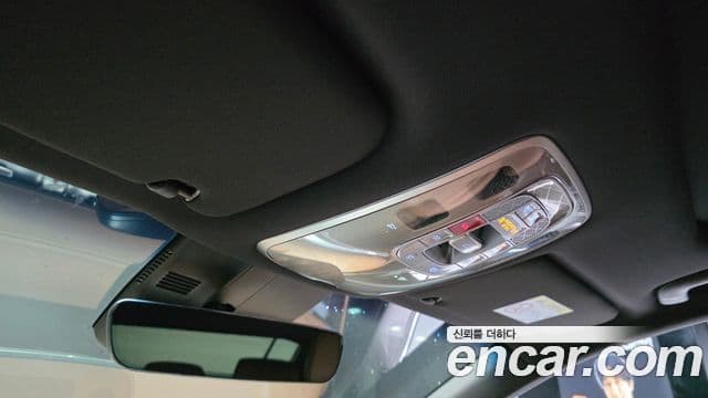 Genesis Electrified G80 2022 — ფოტო 19/20