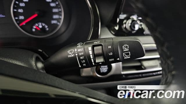 Kia Seltos 2022 — ფოტო 19/20