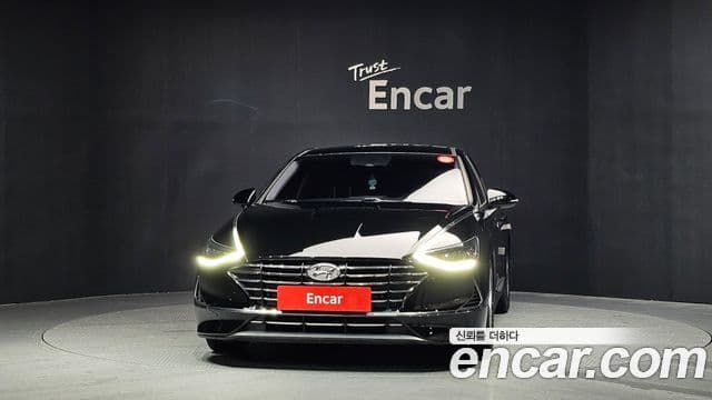 Hyundai Sonata 2019 — ფოტო 3/20