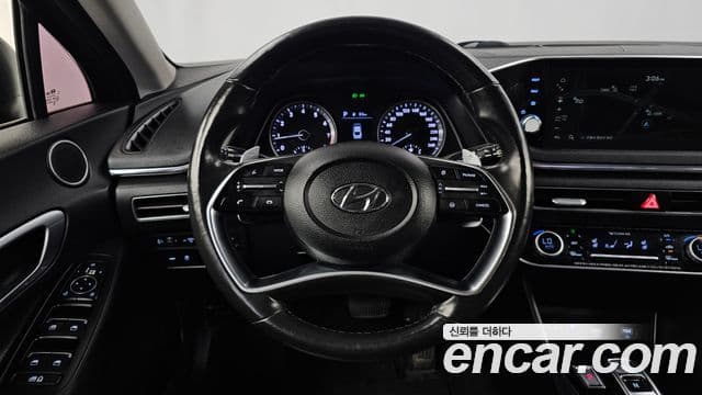 Hyundai Sonata 2019 — ფოტო 13/20