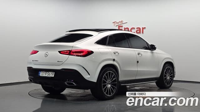 Mercedes-Benz GLE-Class 2022 — Фото 2/20