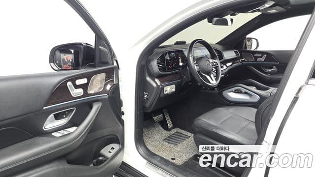 Mercedes-Benz GLE-Class 2022 — Фото 10/20