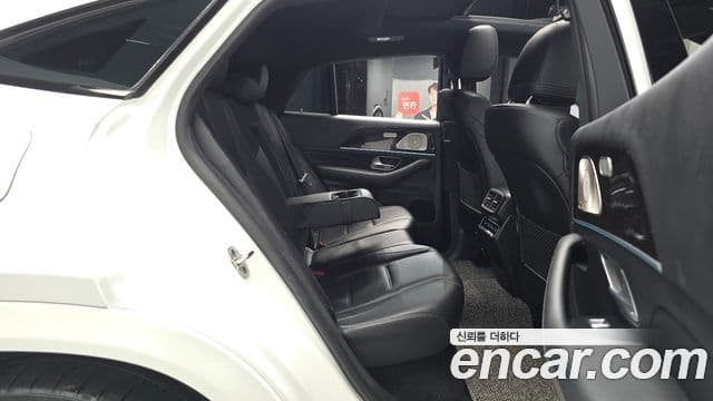 Mercedes-Benz GLE-Class 2022 — Фото 12/20