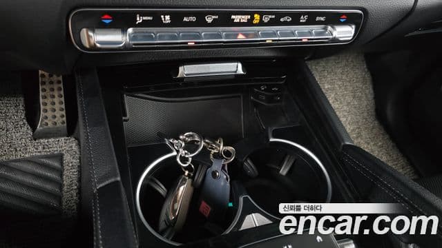 Mercedes-Benz GLE-Class 2022 — Photo 4/35
