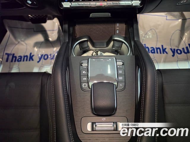 Mercedes-Benz GLE-Class 2025 — Photo 15/20