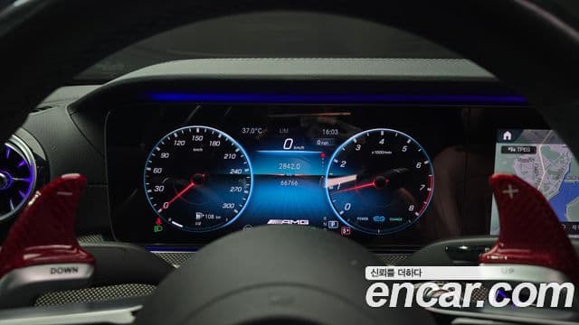 Mercedes-Benz E-Class 2021 — Şəkil 8/20