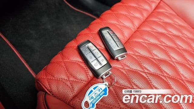Genesis GV70 2021 — Şəkil 16/20