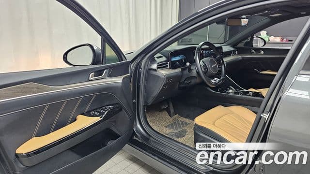 Kia K5 2022 — Фото 10/20