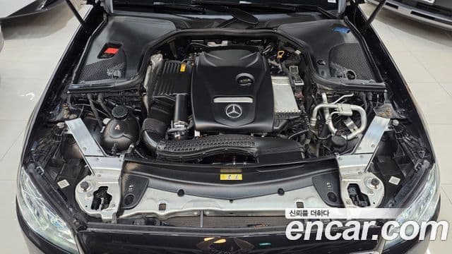 Mercedes-Benz E-Class 2020 — ფოტო 7/20