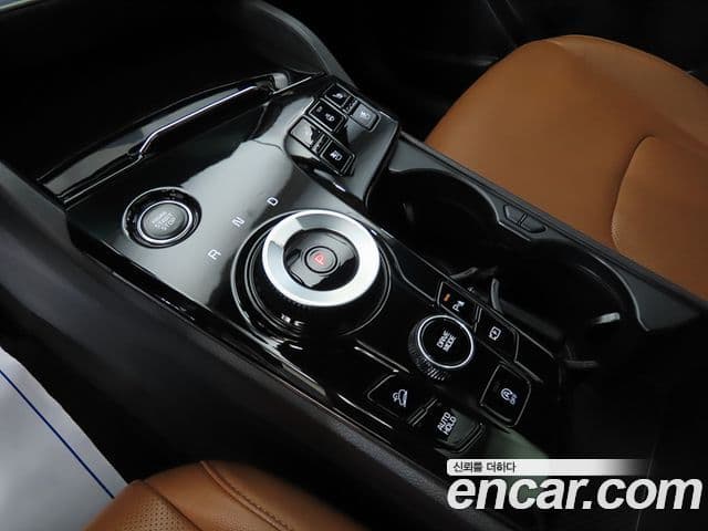 Kia Sportage 2021 — ფოტო 11/20