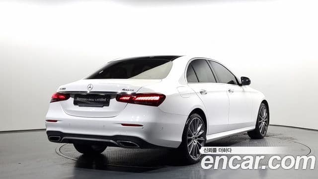 Mercedes-Benz E-Class 2022 — Şəkil 3/19