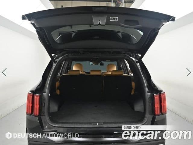 Kia Sorento 2023 — Şəkil 19/20