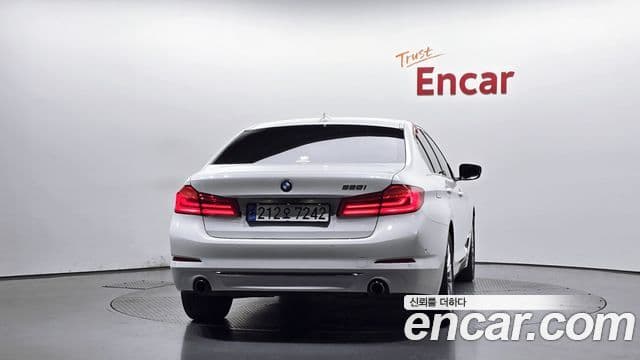 BMW 5 Series 2019 — Şəkil 4/20