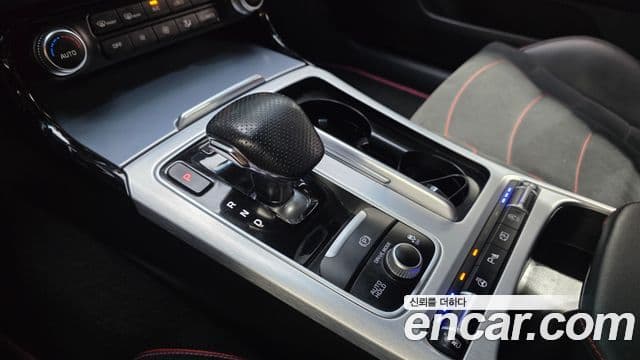Kia Stinger 2022 — Şəkil 9/20