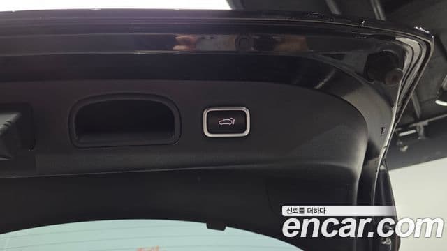 Kia Stinger 2022 — Şəkil 20/20