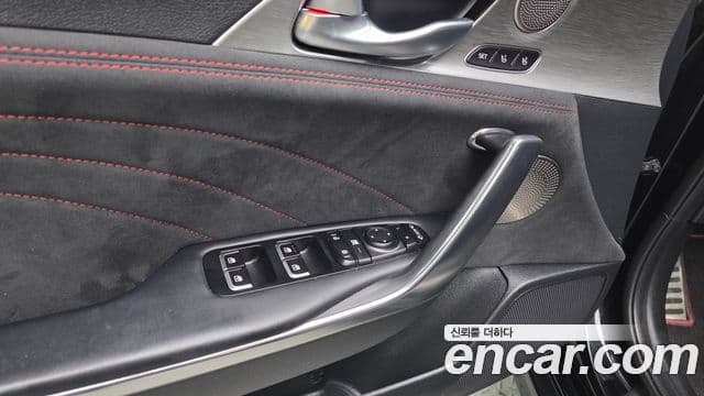 Kia Stinger Meister 2022 — Photo 29/39