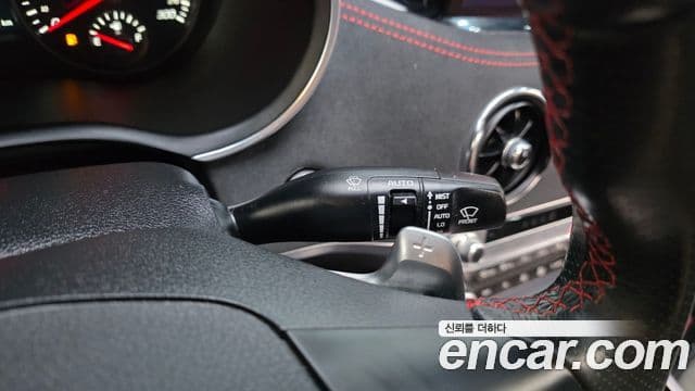 Kia Stinger Meister 2022 — Photo 34/39