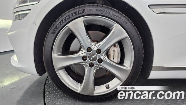 Genesis Electrified G80 2021 — ფოტო 5/20