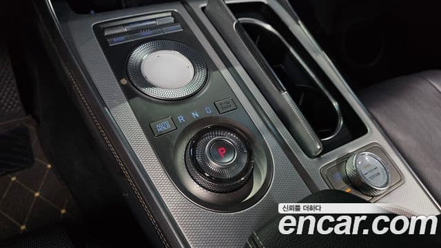 Genesis GV80 2022 — ფოტო 8/20